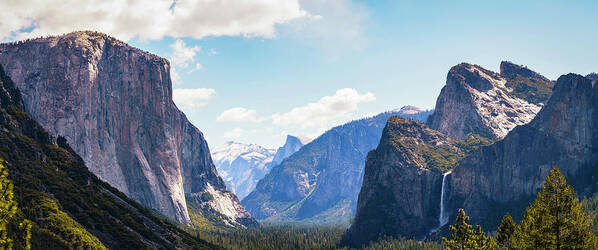 Yosemite Art Print featuring the photograph Yosemite Iconic Tunnel View by Lindsay Thomson