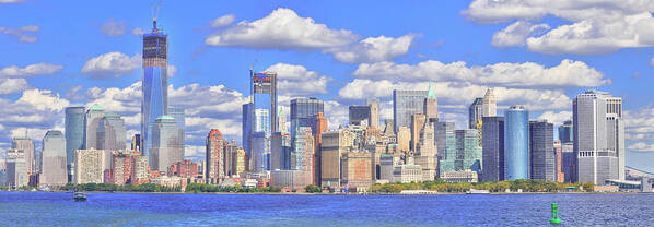 Tranquility Art Print featuring the photograph Manhattan Skyline - New York by Www.35mmnegative.com
