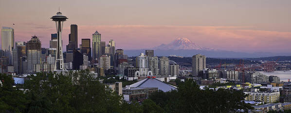 Seattle Art Print featuring the photograph Seattle Sunset - Kerry Park by Paul Riedinger