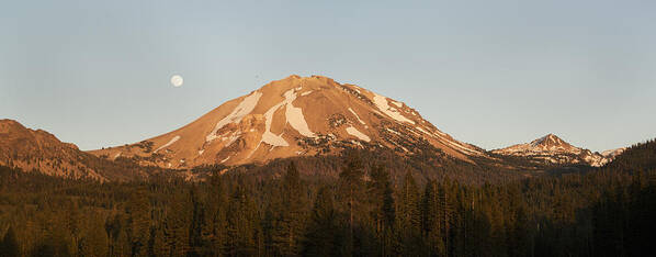 538021 Art Print featuring the photograph Sunset At Lassen Volcanic Np California by Kevin Schafer