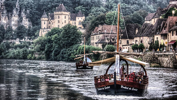 France Art Print featuring the photograph Boats sailing the Dordogne river in La Roque Gageac by Weston Westmoreland
