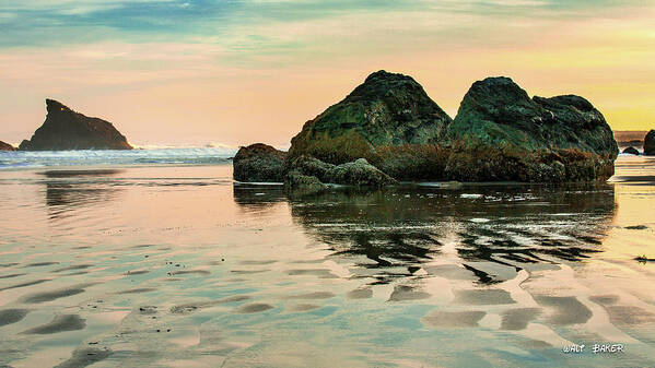 Oregon Art Print featuring the photograph A Scene From the Beach by Walt Baker