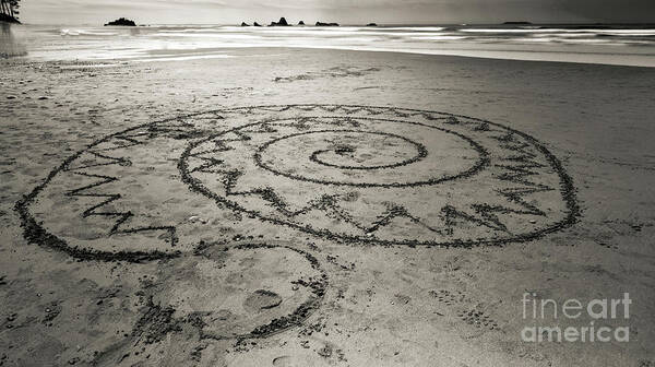 Art Art Print featuring the photograph Beach Art bw by Jerry Fornarotto
