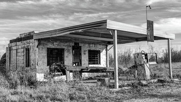 Abandoned Art Print featuring the photograph Full Service by Holly Ross