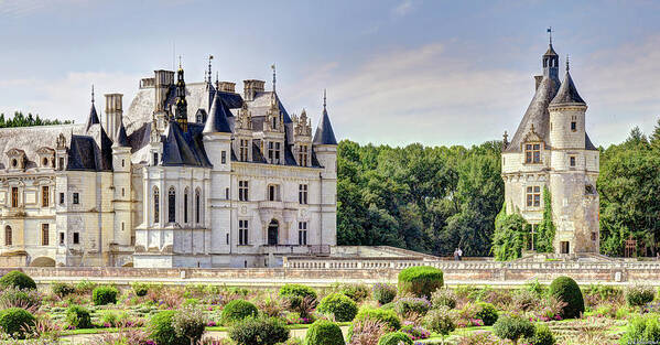 Chateau De Chenonceau Art Print featuring the photograph Chenonceau Main Entrance by Weston Westmoreland