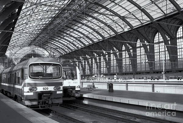 Clarence Holmes Art Print featuring the photograph Antwerp Central Station II by Clarence Holmes