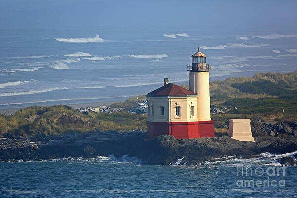 Bandon Art Print featuring the photograph Bandon Lighthouse by Bill Singleton