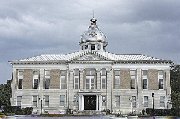 Courthouse Art Print featuring the photograph Bartow Courthouse by Laurie Perry