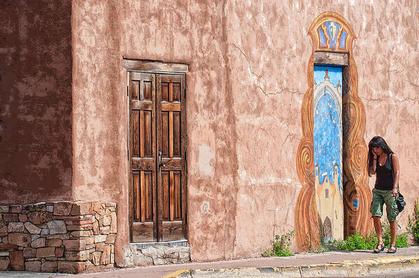 Santa Fe Art Print featuring the photograph Calle de Santa Fe by Joe Ownbey