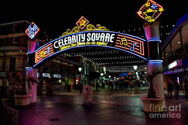 Celebrity Square Art Print featuring the photograph Celebrity Square at Myrtle Beach by Robert Loe