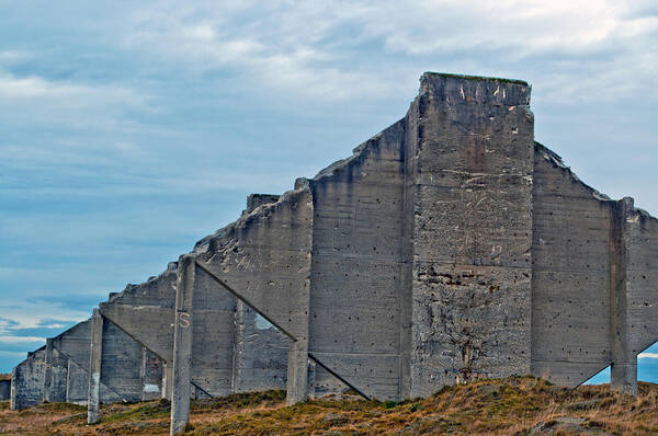 Chambers Bay Art Print featuring the photograph Chambers Bay Architectural Ruins by Tikvah's Hope