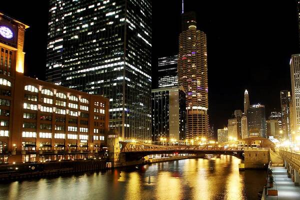Tranquility Art Print featuring the photograph Chicago River View by J.castro