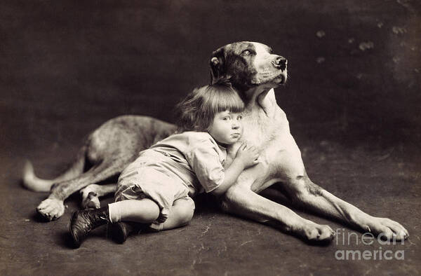 1900 Art Print featuring the photograph CHILD c1900 by Granger