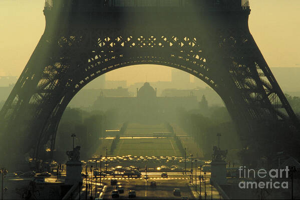 Landmark Art Print featuring the photograph Eiffel Tower by Paul Stepan