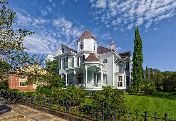 Architecture Art Print featuring the photograph Historic District Home V2 - Natchez by Frank J Benz