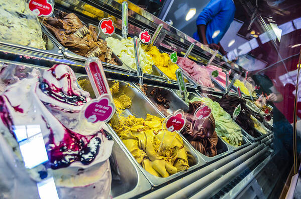 2014 Art Print featuring the photograph Jaffa Gelato by Alan Marlowe