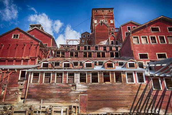 Crystal Yingling Art Print featuring the photograph Mining Glory in Red by Ghostwinds Photography