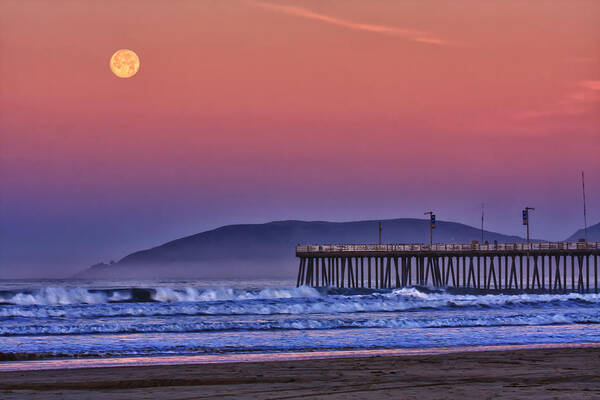 Pismo Art Print featuring the photograph Moonset by Beth Sargent