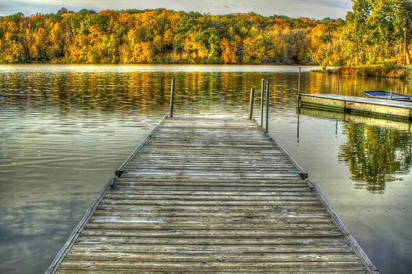 Autumn Art Print featuring the photograph Pier Lake Le Aqua Na by Roger Passman