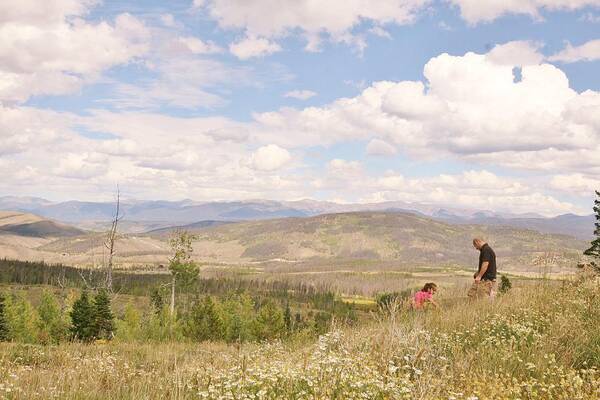  Daddy And Daughters Art Print featuring the photograph Quality Time by Shirley Heier