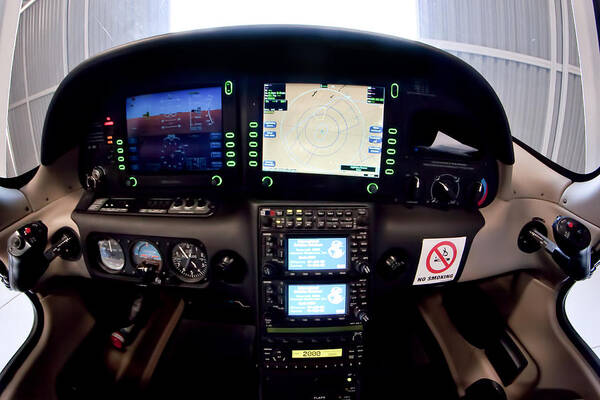 Cirrus Sr22 Art Print featuring the photograph SR22 Cockpit by Paul Job