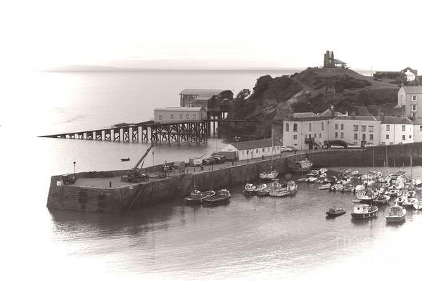 Tenby Art Print featuring the photograph Tenby Harbour and Castle Hill Vignette by Jeremy Hayden