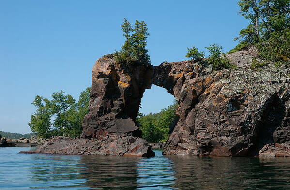 Kayaking Lake Superior Art Print featuring the photograph Tettegouche Arch by kayak by Sandra Updyke