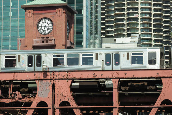 Scenics Art Print featuring the photograph The Elevated Train In Downtown Chicago by Yinyang
