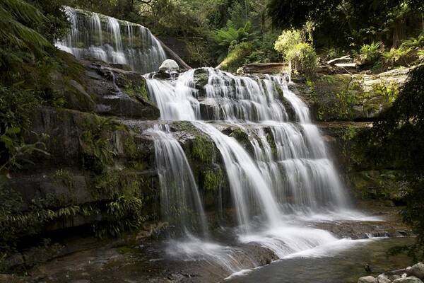 Australia Art Print featuring the photograph The Falling by Lee Stickels