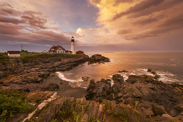 Portland Head Lighthouse Art Print featuring the photograph Thunder Cove by Joseph Rossbach