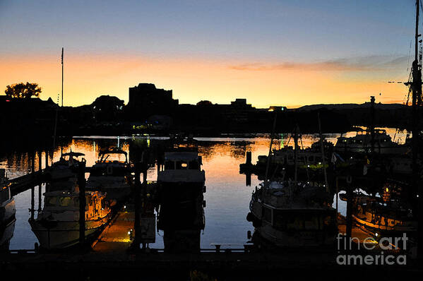 Boats Art Print featuring the photograph Victoria Harbor Sunset by Kirt Tisdale