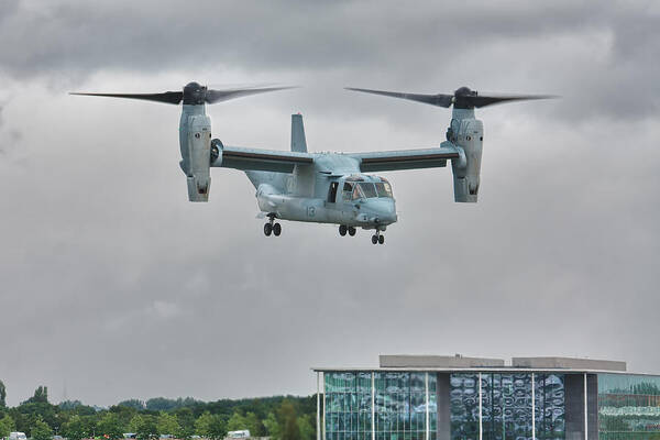 Transportation Art Print featuring the photograph Bell Boeing V-22 Osprey by Shirley Mitchell