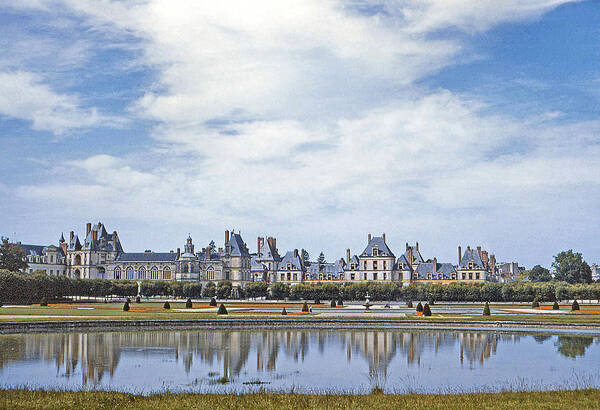 Fontainebleau Art Print featuring the photograph Fontainebleau Palace by Chuck Staley