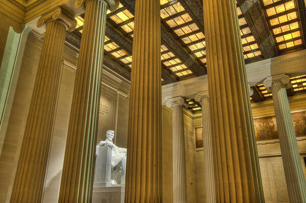 Lincoln Memorial Art Print featuring the photograph Lincoln Memorial by Jim Pearson