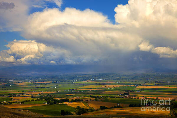 Kittitas Valley Art Print featuring the photograph Storm over the Kittitas Valley by Michael Dawson