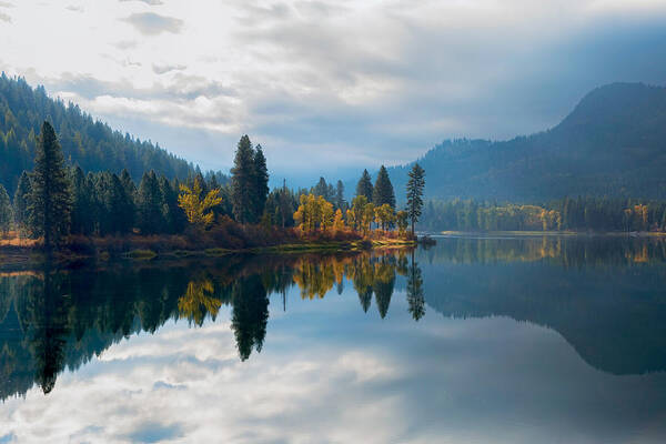 Tranquil Scene Art Print featuring the photograph Autumn Reflection by Harold Coleman