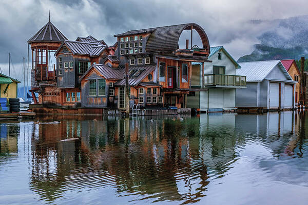 Houseboat Art Print featuring the photograph Bayview Houseboat by Harold Coleman