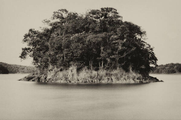 Water Art Print featuring the photograph Billings Reservoir by Amarildo Correa