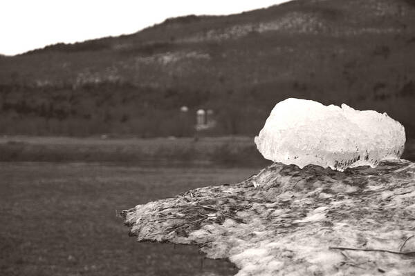  Art Print featuring the photograph Closer Silo Berg by Heather Kirk