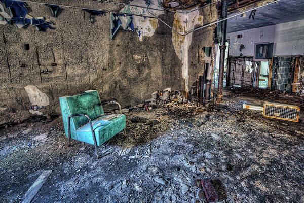 Abandoned Art Print featuring the photograph Complimentary Sitting Room by Richard Bean