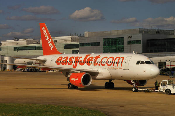 Easyjet Art Print featuring the photograph Easyjet Airbus A319-111 by Tim Beach