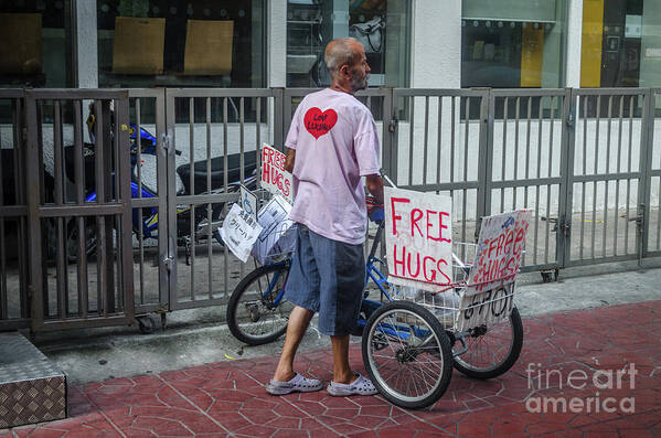 Michelle Meenawong Art Print featuring the photograph Free Hugs by Michelle Meenawong