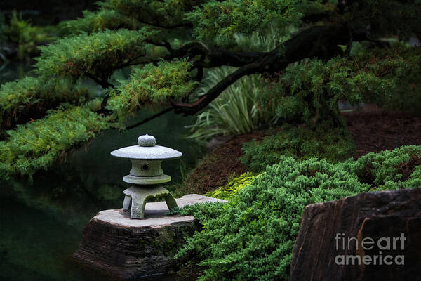 Gibbs Gardens Art Print featuring the photograph Garden Tranquility by Doug Sturgess