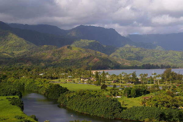 Kauai Art Print featuring the photograph Hanalei Bay Morning by Robert Lozen