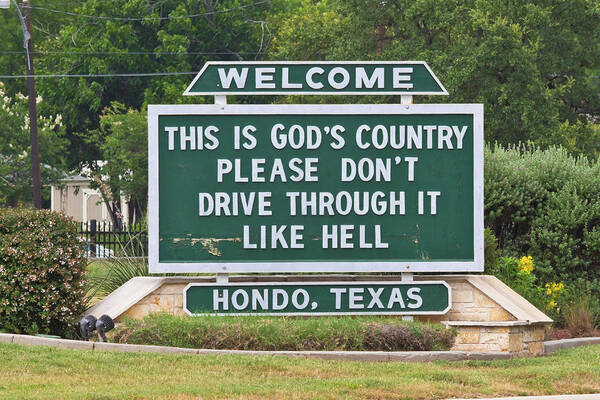 Hondo, Texas by Linda Unger