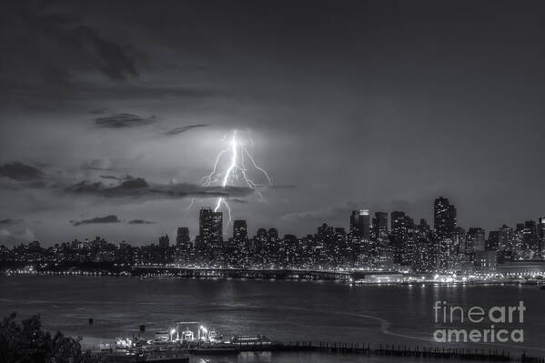 Clarence Holmes Art Print featuring the photograph Lightning Over New York City VI by Clarence Holmes