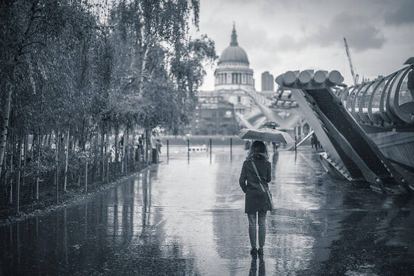  Art Print featuring the photograph London black and white by Stefano Termanini