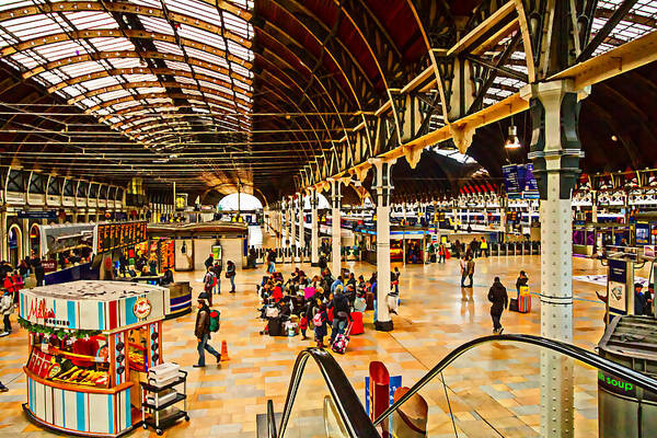 Liverpool Street Art Print featuring the photograph London Marylebone Station by David French