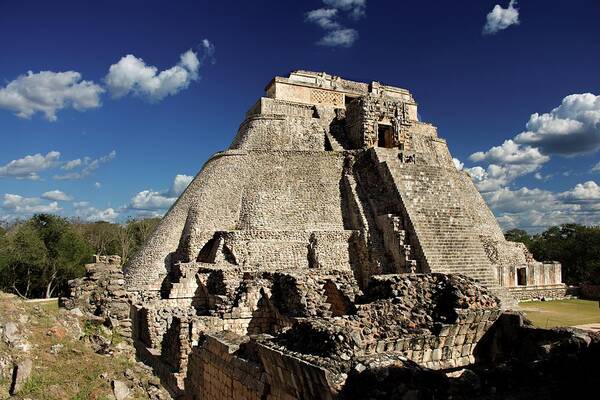 Mexico Art Print featuring the photograph Mayan temple by Robert Grac