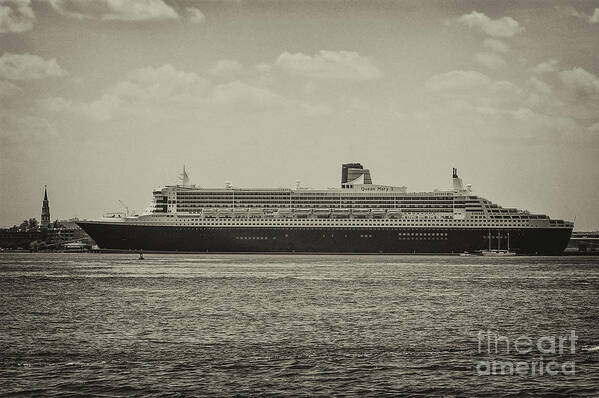 Queen Mary 2 Art Print featuring the photograph Queen Mary 2 in Sepia by Dale Powell